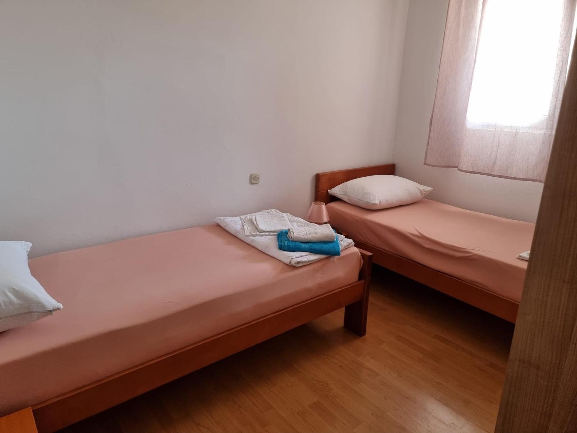 Apartmani Marija Kolan Exterior photo